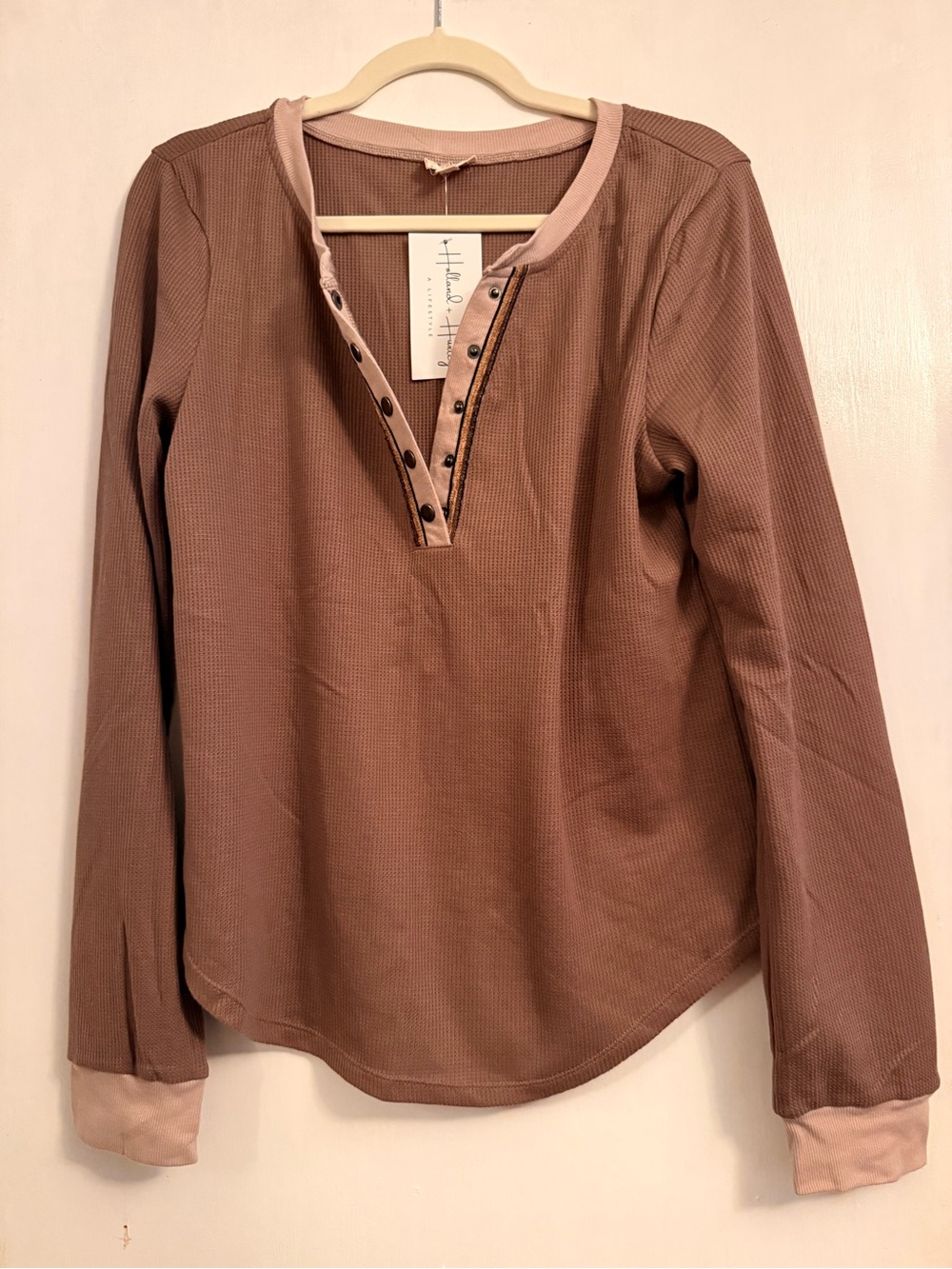 Hem & Thread Two-Tone Waffle Henley Long Sleeve Top - Mauve Brown